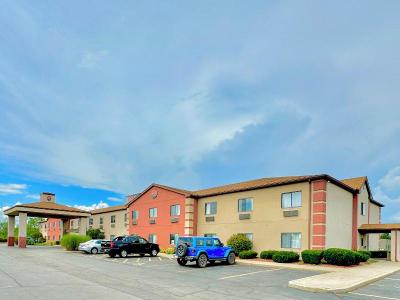 Fairbridge Inn & Suites Batavia - Darien Amusement