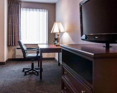 Comfort Inn (Livonia)
