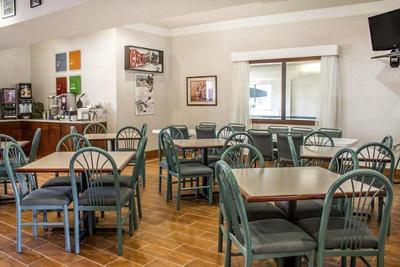 Comfort Inn & Suites (Streetsboro)