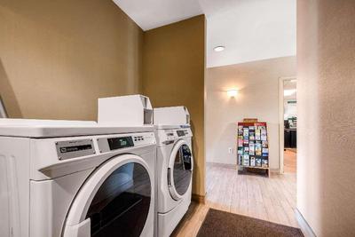 Quality Inn New Castle