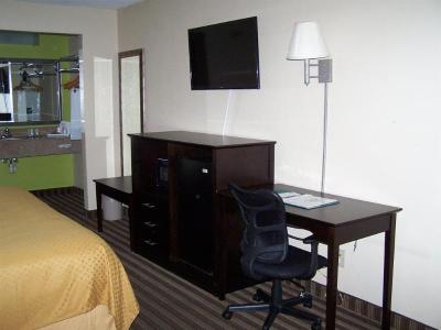 Quality Inn Kenly I-95