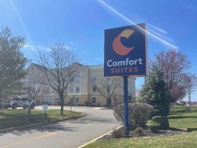 Comfort Suites East Brunswick