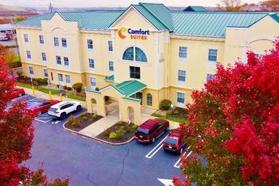 Comfort Suites East Brunswick
