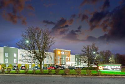 La Quinta by Wyndham New Cumberland-Harrisburg