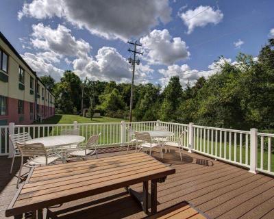 Quality Inn & Suites York East