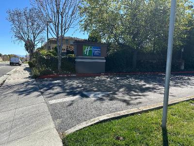 Holiday Inn Express and Suites Mountain View
