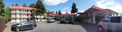 Econo Lodge Near Bellevue Square