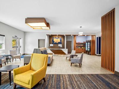 Holiday Inn Express & Suites Tumwater Olympia