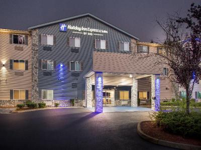 Holiday Inn Express & Suites Tumwater Olympia