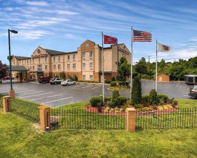 Comfort Suites At Rivergate Mall