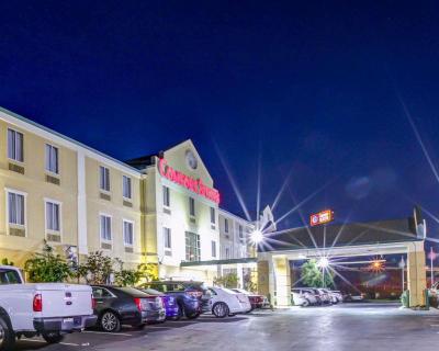 Comfort Suites At Rivergate Mall