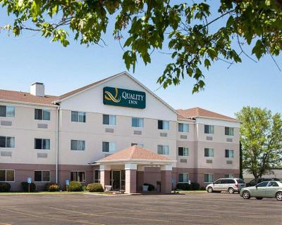 Quality Inn Brooklyn Center