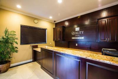 Quality Inn Near Downey Studios