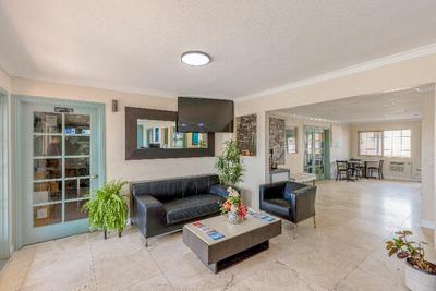 Hotel Avenida - Oceanside Camp Pendleton