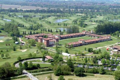 Golf Hotel
