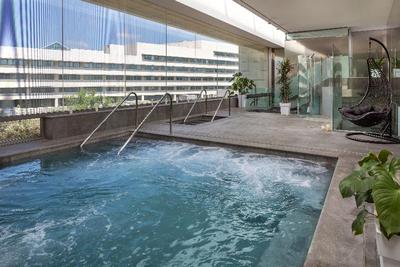 NH Collection Barcelona Constanza