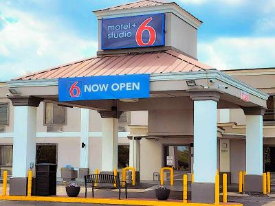 Motel 6 Catonsville