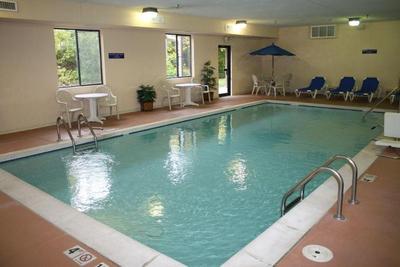 Comfort Suites St Charles-St Louis