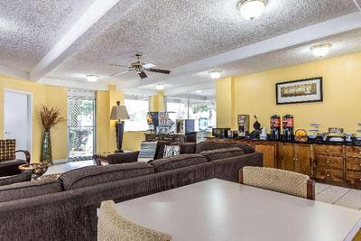 Econo Lodge (Byron)