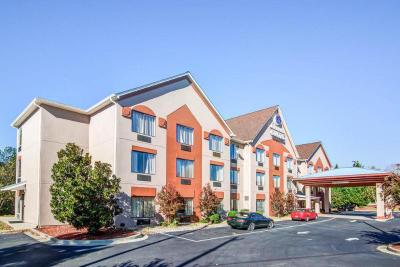 Comfort Suites (Lawrenceville)