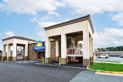 Days Inn by Wyndham Charlottesville/University