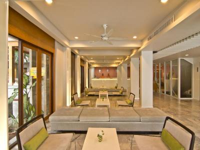 Sunshine Hotel & Residences