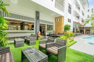 LA Vintage Resort by Poppa Palace