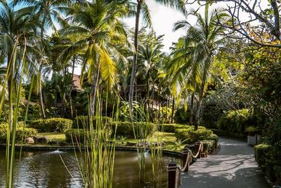 Bo Phut Resort & Spa