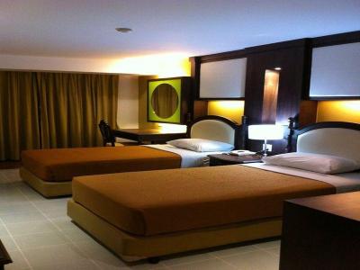 Ebina House Hotel