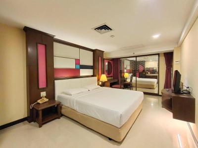 Ebina House Hotel