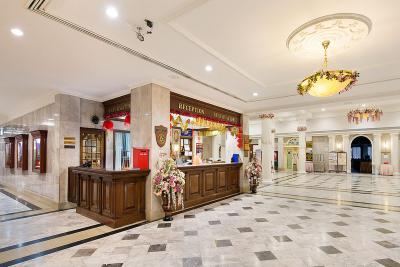 Royal Rattanakosin Hotel