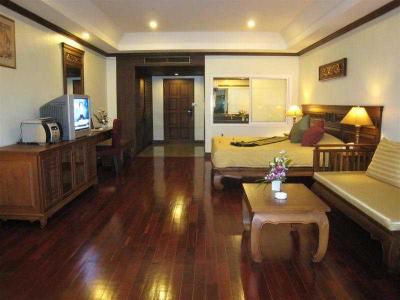 Avalon Beach Resort