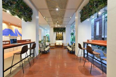 Centre Point Plus Hotel Pratunam