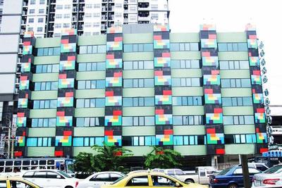 Grand Tower Inn Sathon