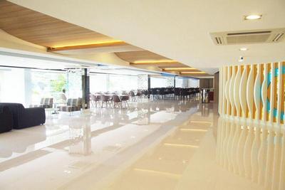 Grand Tower Inn Sathon