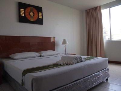 Crown Pattaya Beach