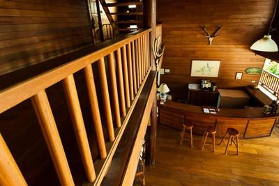 Riverhouse Hotel