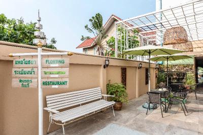 Ayothaya Riverside Hotel