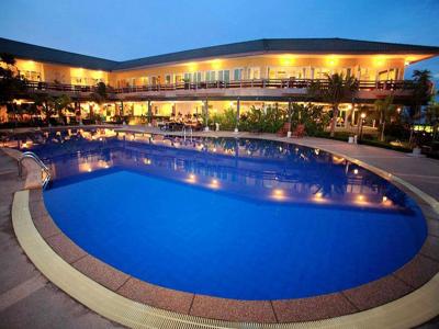 Bacchus Home Resort