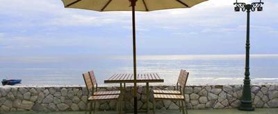 Sailom Hotel