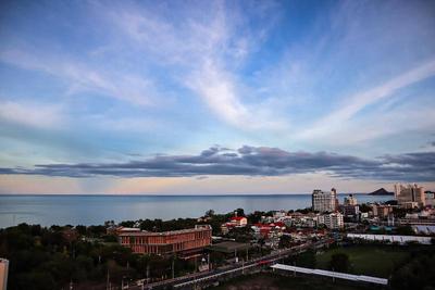 Huahin Grand Hotel & Plaza