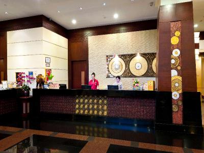 Grand Pacific Sovereign Resort & Spa