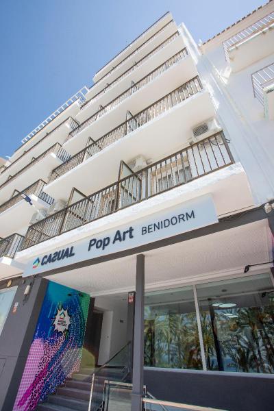 CASUAL POP ART