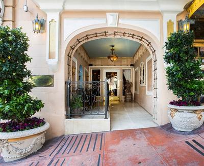 Nob Hill Hotel