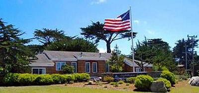 Lighthouse lodge & Suites