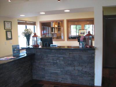 Lighthouse lodge & Suites