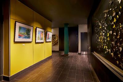 The Barnes San Fra, Tapestry Collection by Hilton