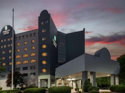 Embassy Suites by Hilton Charlotte