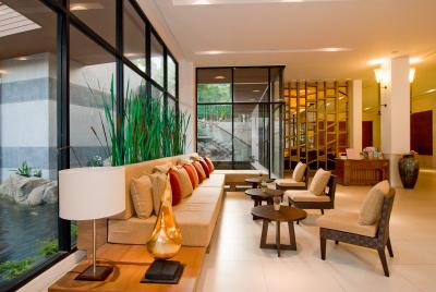 Peach Blossom Resort