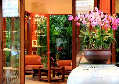 Mom Tri's Villa  Royale